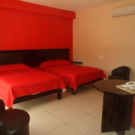 Hotel Rivera Inn Tamazunchale エクステリア 写真